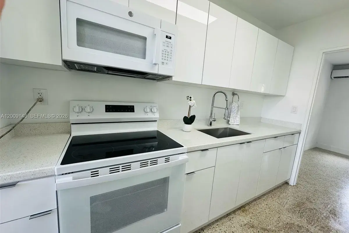 417 SE 14th Ct # 2, Fort Lauderdale FL 33316