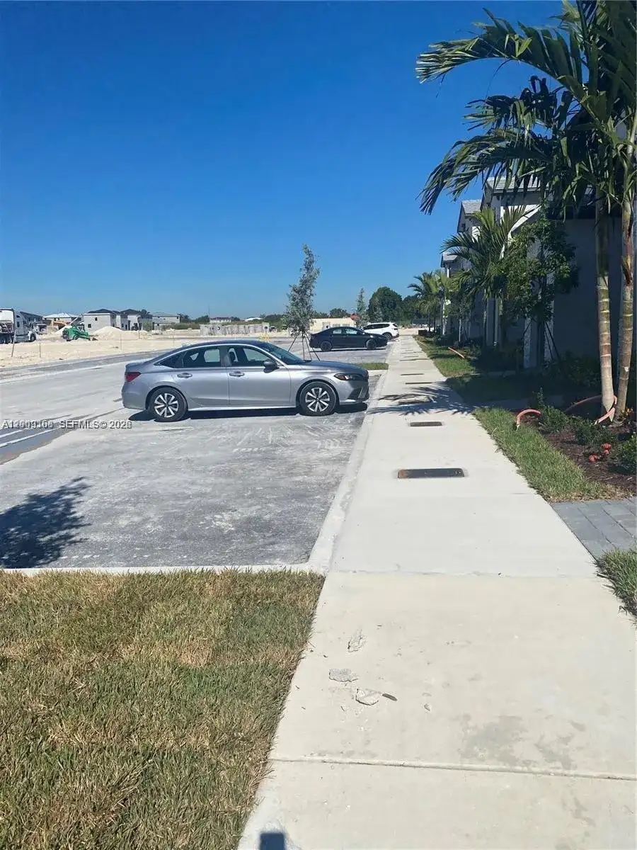 28729 SW 132nd Pl # 28729, Homestead FL 33033 photo 2