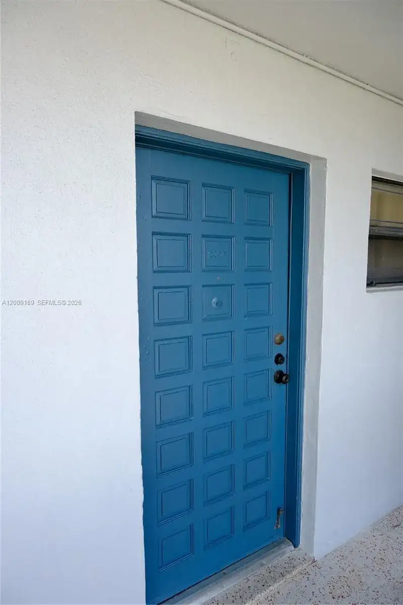 650 NE 149th St # 505F, Miami FL 33161 photo 2