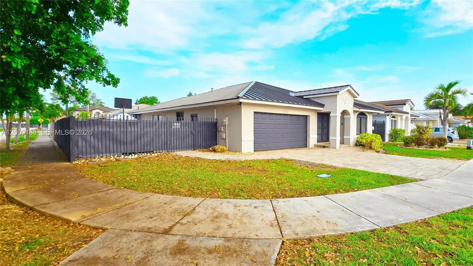 3796 SW 148th Ct, Miami FL 33185 photo 2