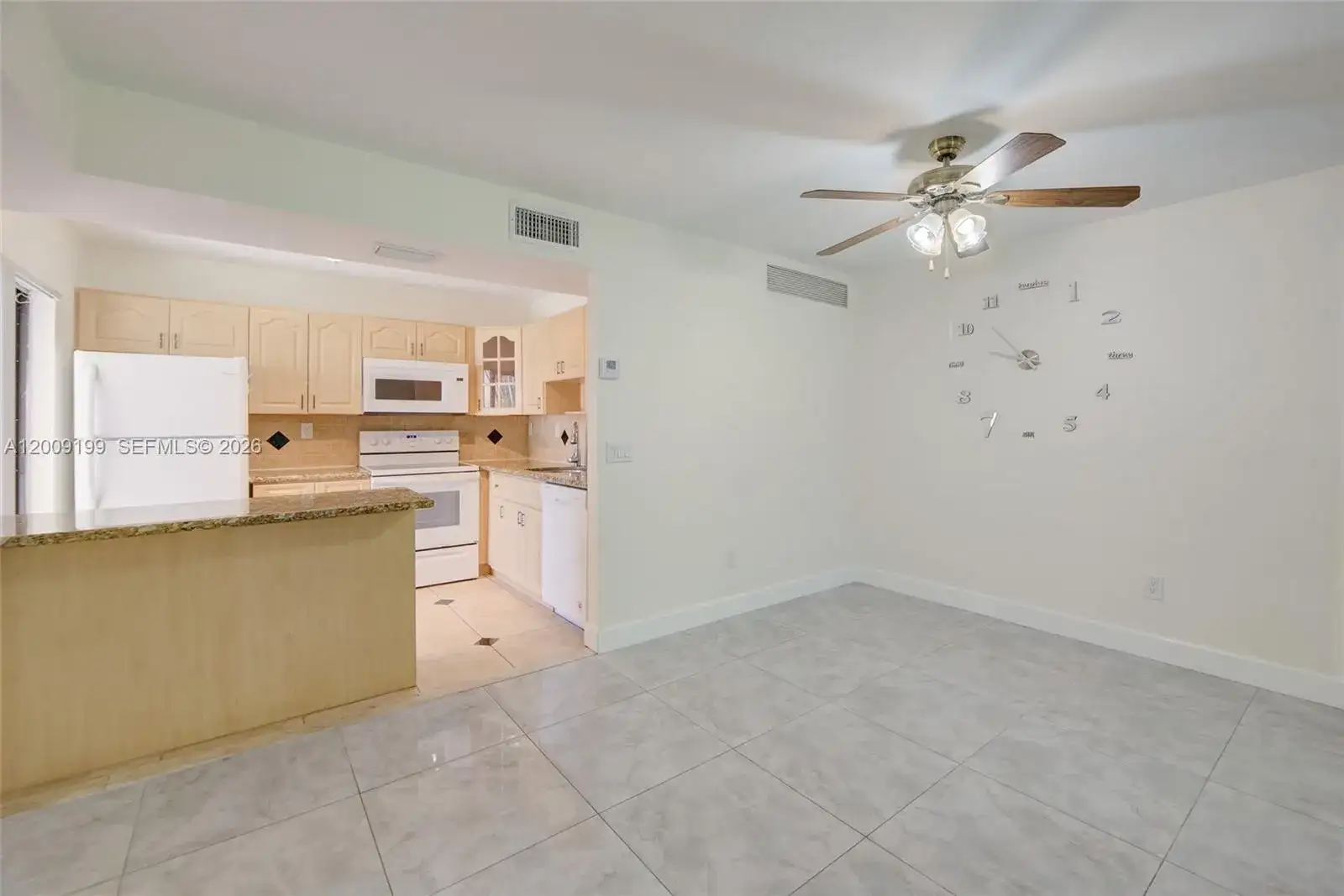 20160 NE 3rd Ct # 3, Miami FL 33179 photo 3