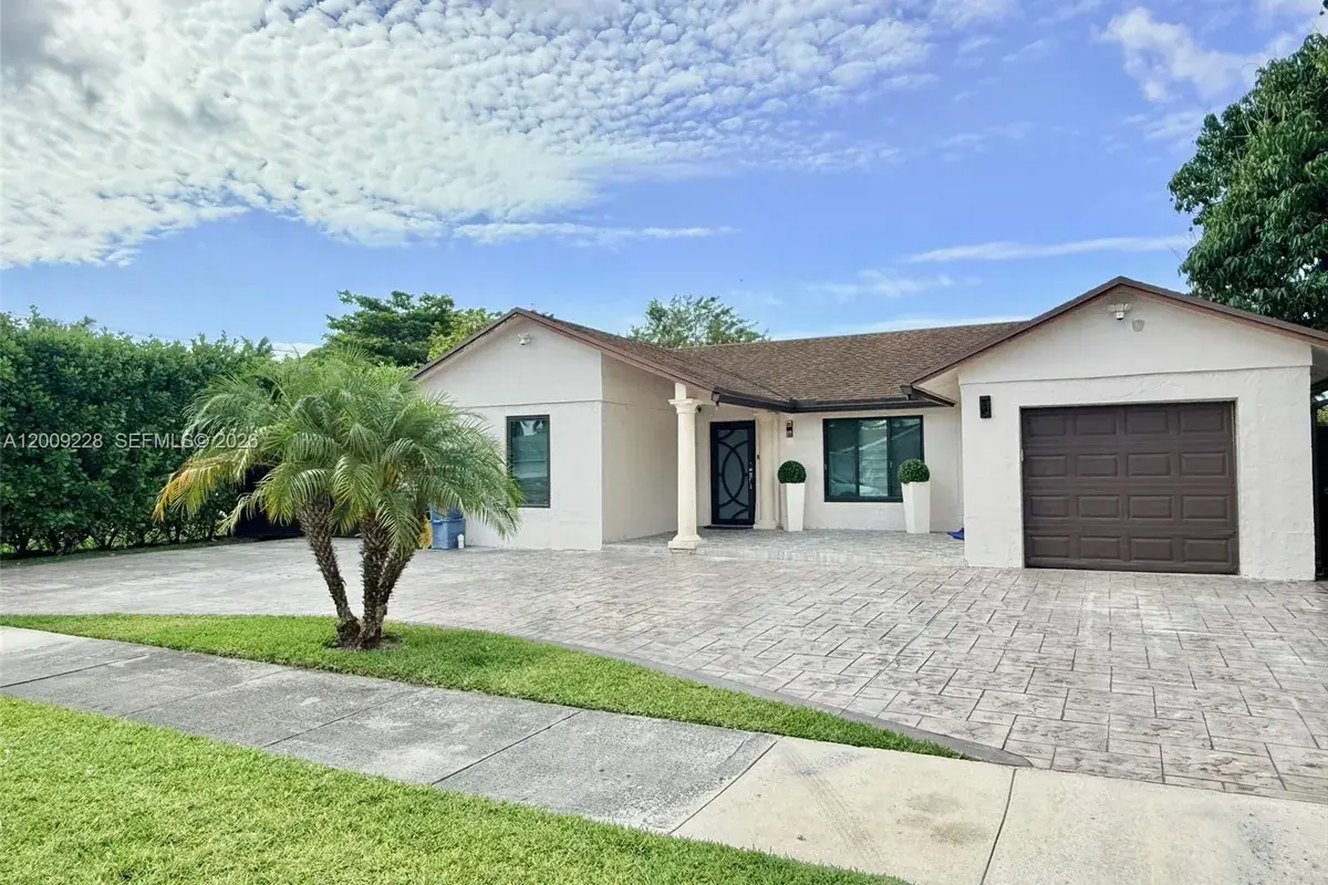 11216 SW 166th Ter, Miami FL 33157