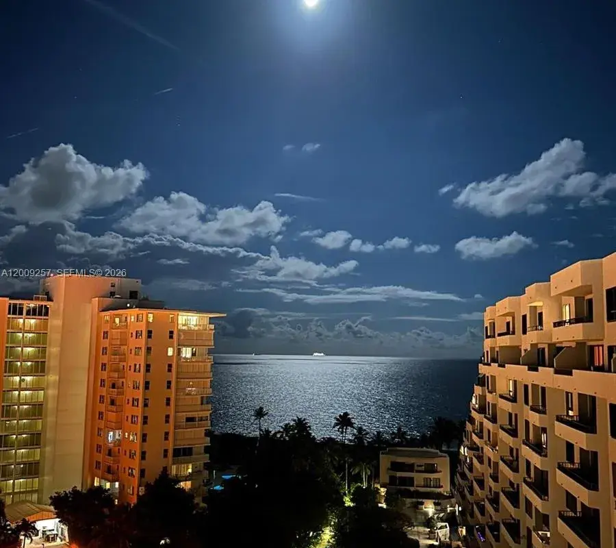 251 Crandon Blvd # 1105, Key Biscayne FL 33149