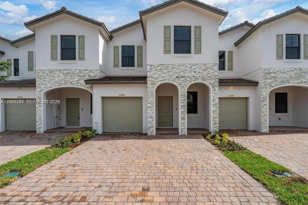 23507 SW 129th Path, Homestead FL 33032