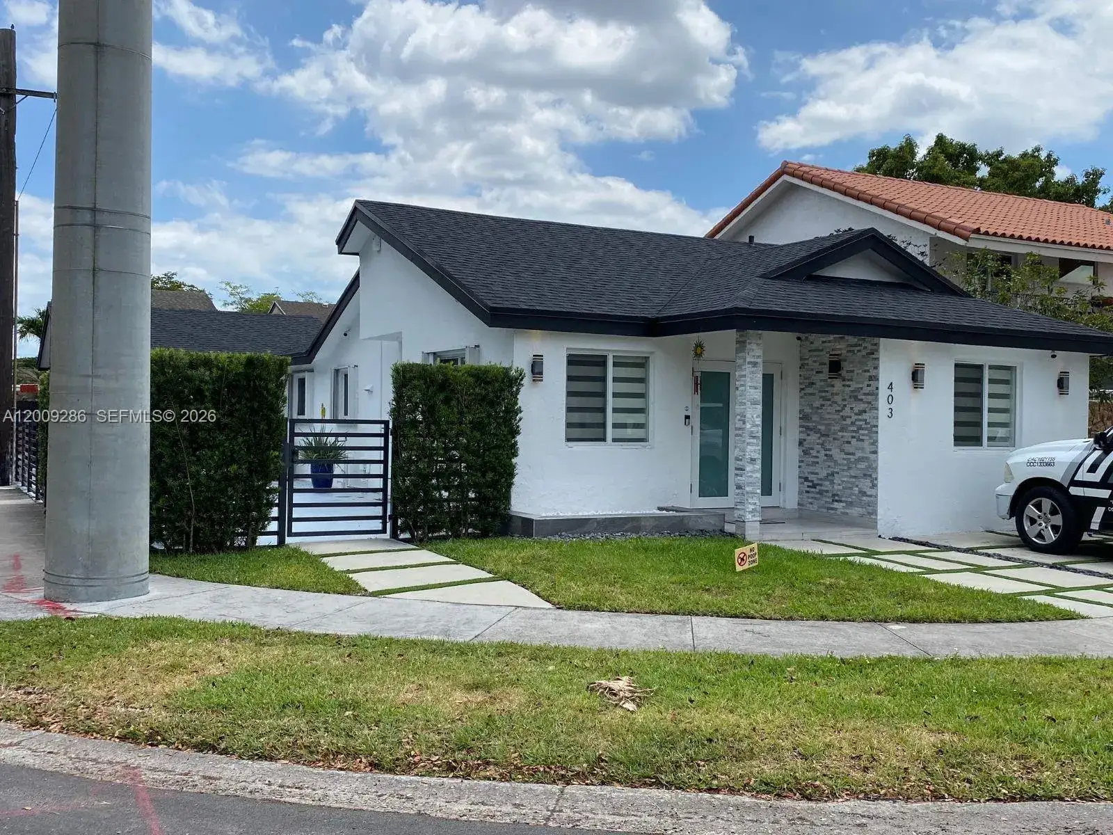 3 bedroom 2 bath Residential Lease for rent at 403 SW 89th Pl, Miami FL 33174