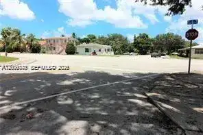 190 NE 90th St # 2, El Portal FL 33138 photo 3