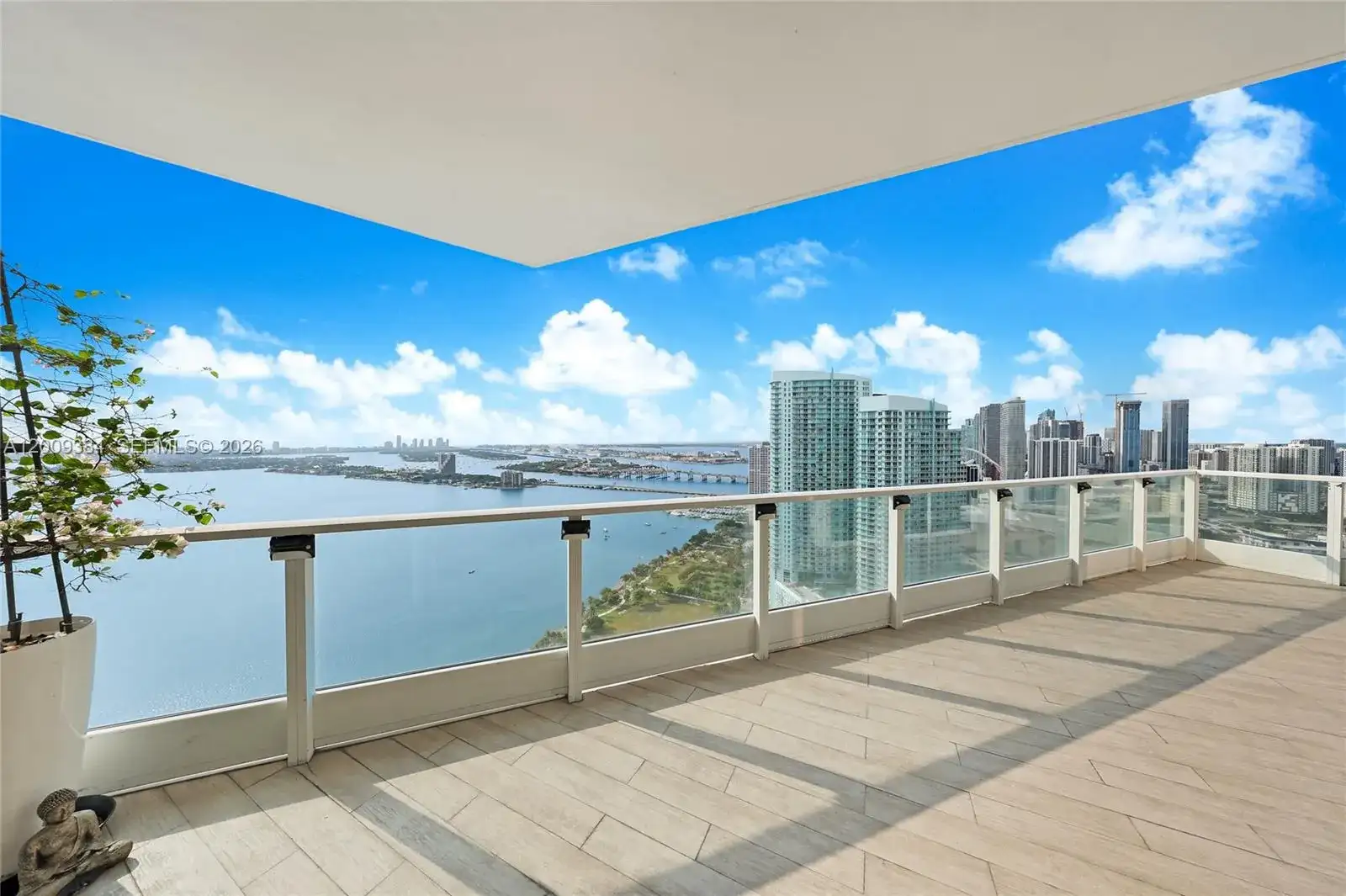 2020 N Bayshore Dr # 3902, Miami FL 33137 photo 2