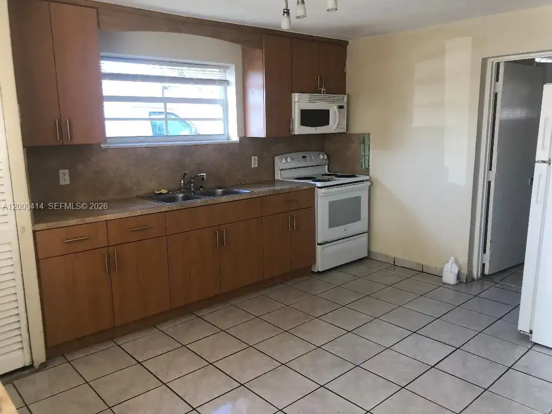 3321 SW 91st Ave # 3321, Miami FL 33165 photo 3
