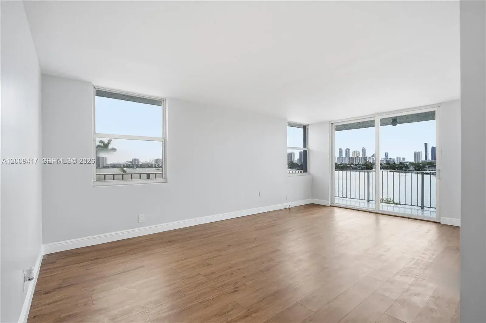 16570 NE 26th Ave # 5A, North Miami Beach FL 33160