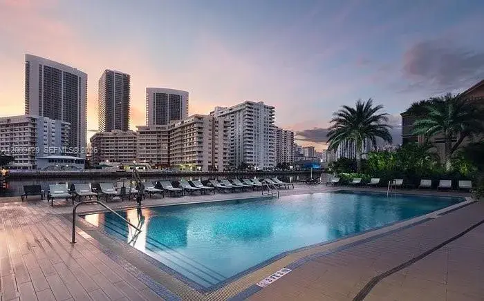 2602 E Hallandale Beach Blvd # R1708, Hallandale Beach FL 33009