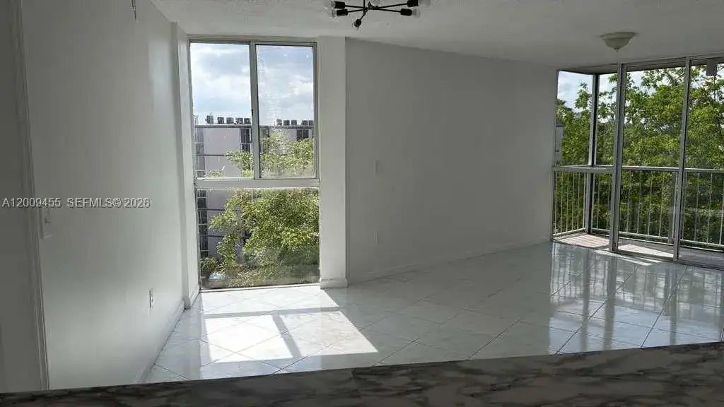 6995 NW 186th St # E507, Hialeah FL 33015 photo 2