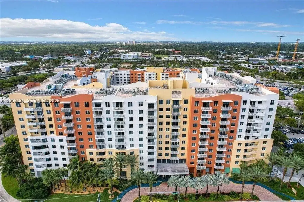 18800 NE 29th Ave # 302, Aventura FL 33180 photo 2