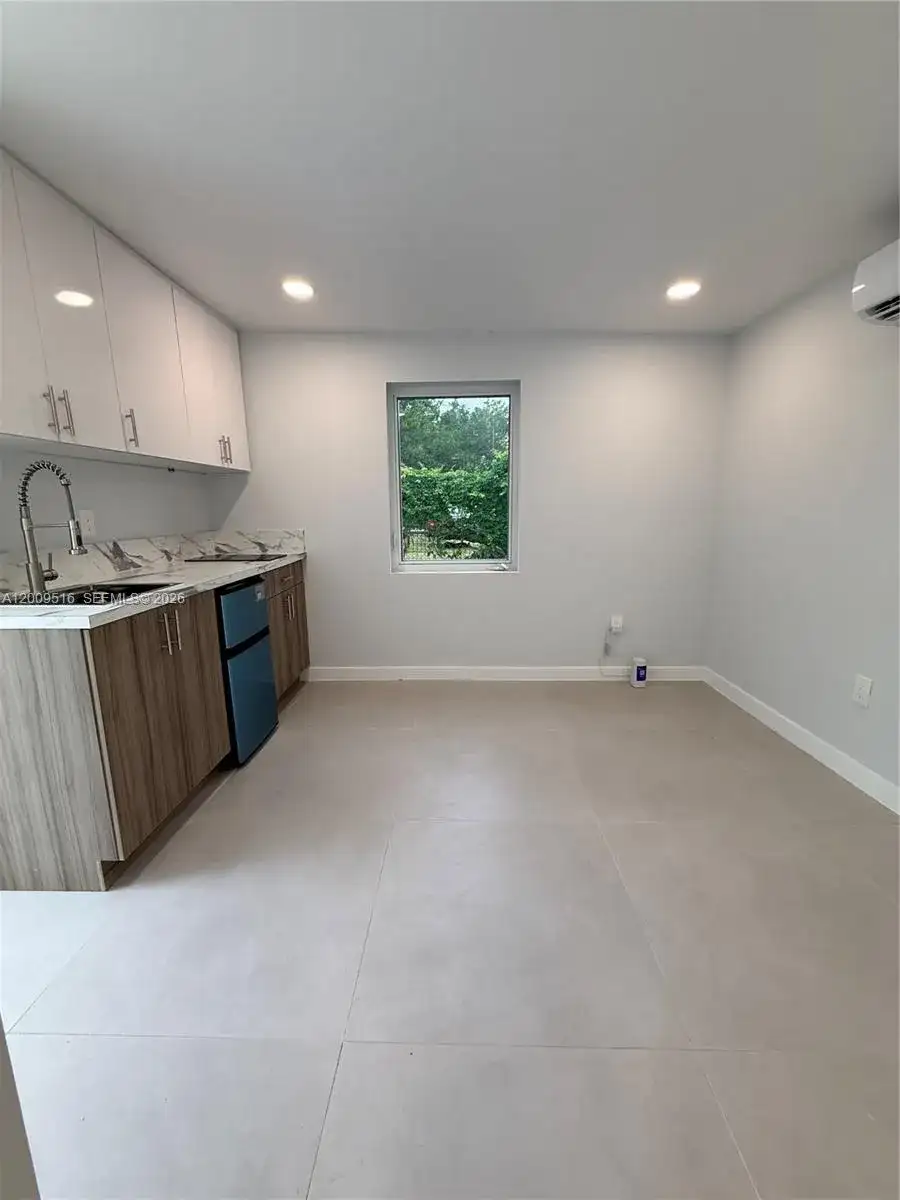 1221 NW 75th St # A, Miami FL 33147 photo 5