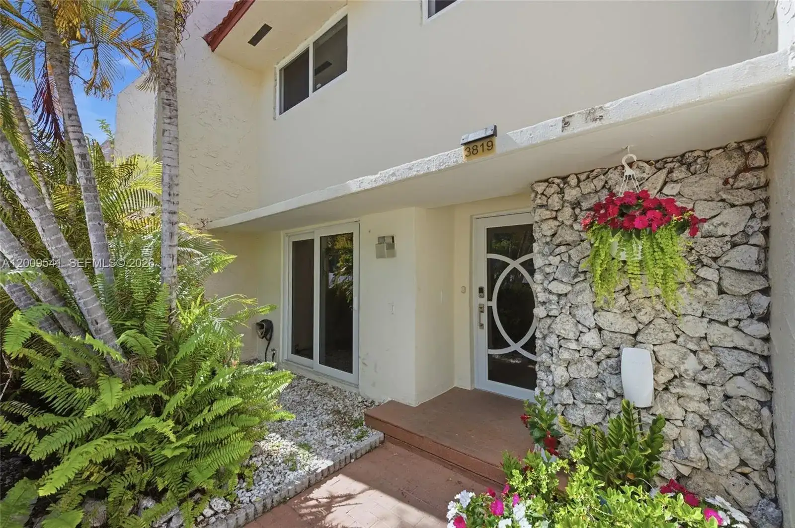 3819 170th St # 1, North Miami Beach FL 33160 photo 2
