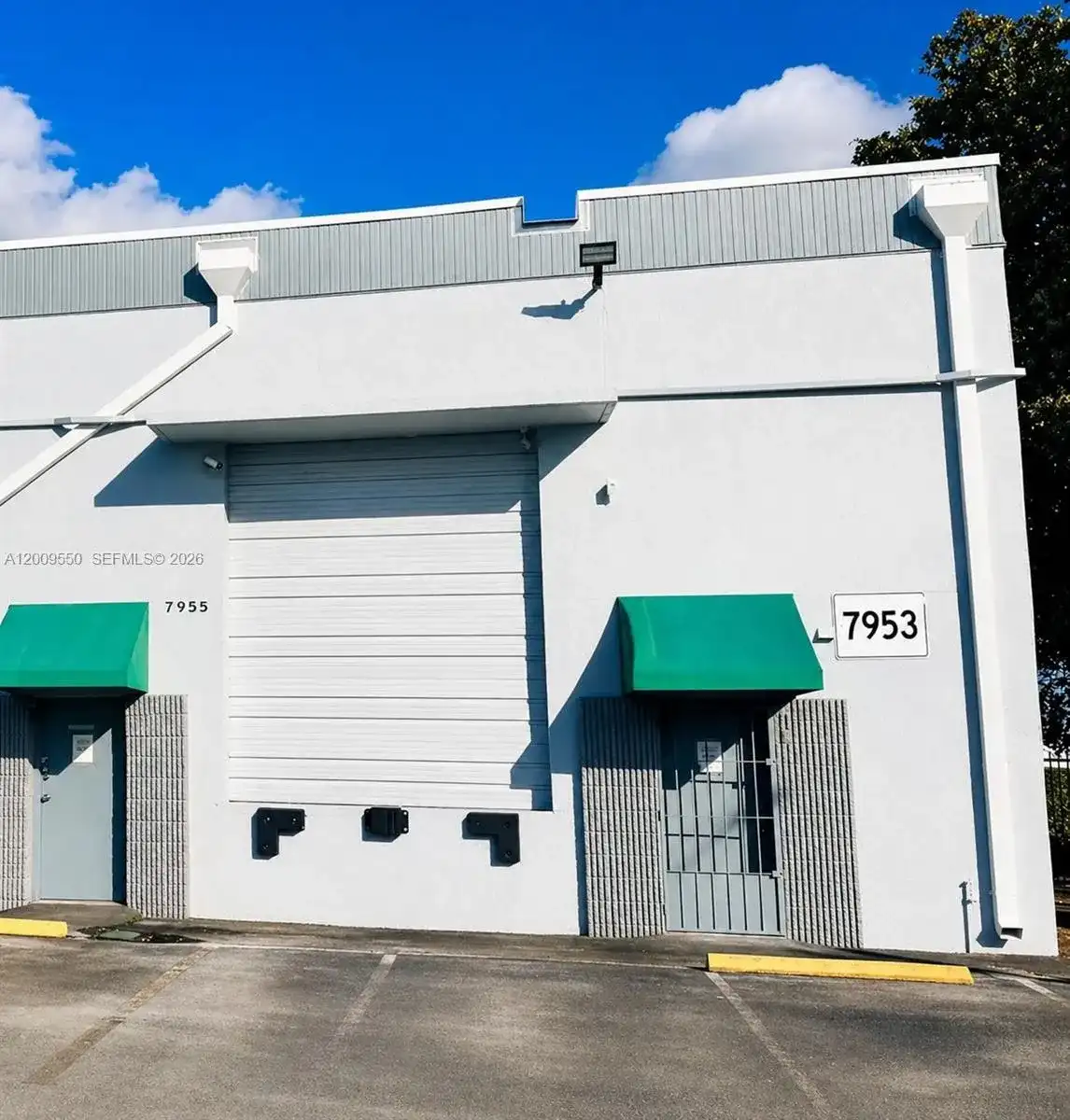 7953 NW 64th St, Medley FL 33166