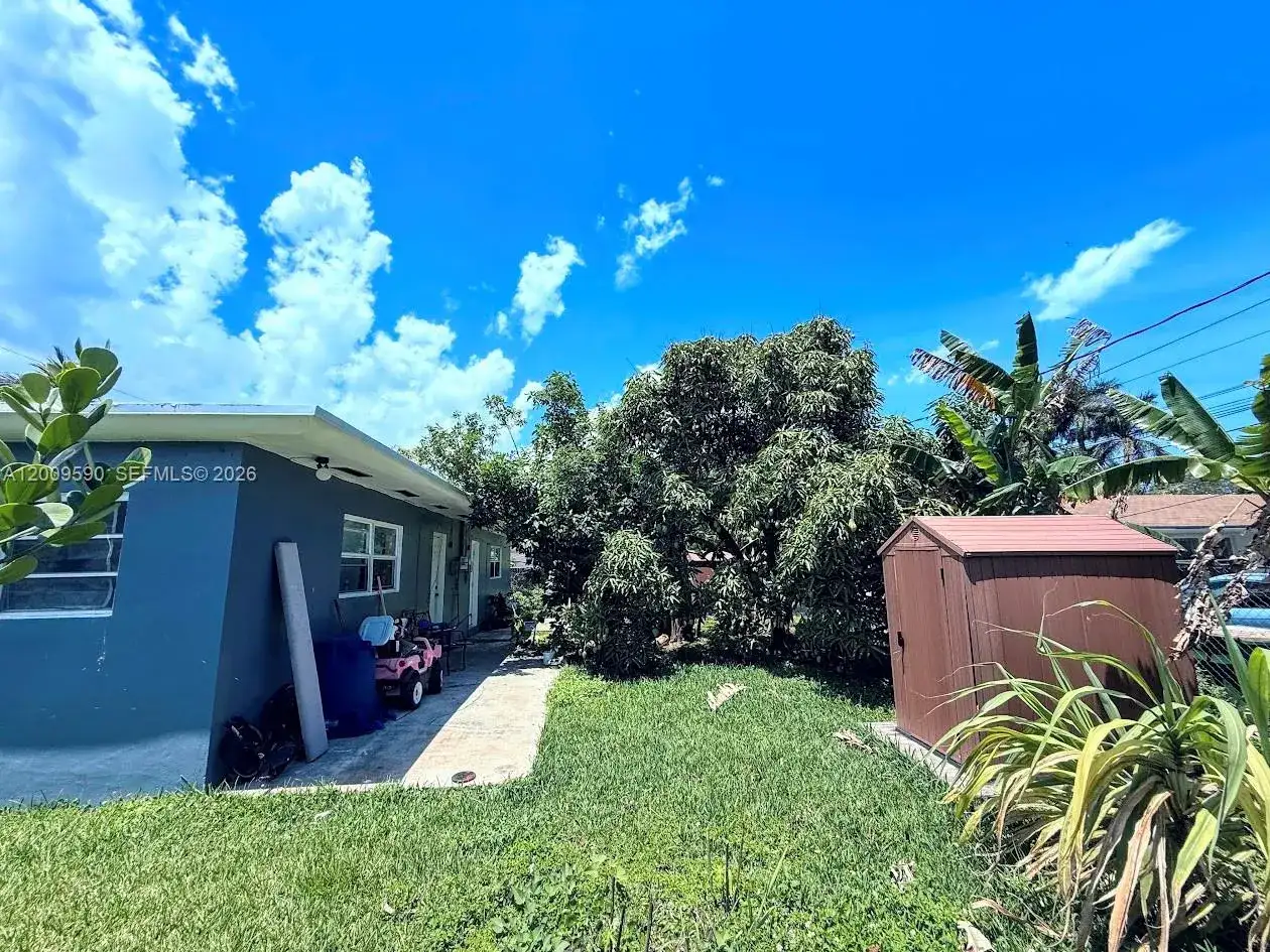 14615 NE 14th Ave, Miami FL 33161 photo 5