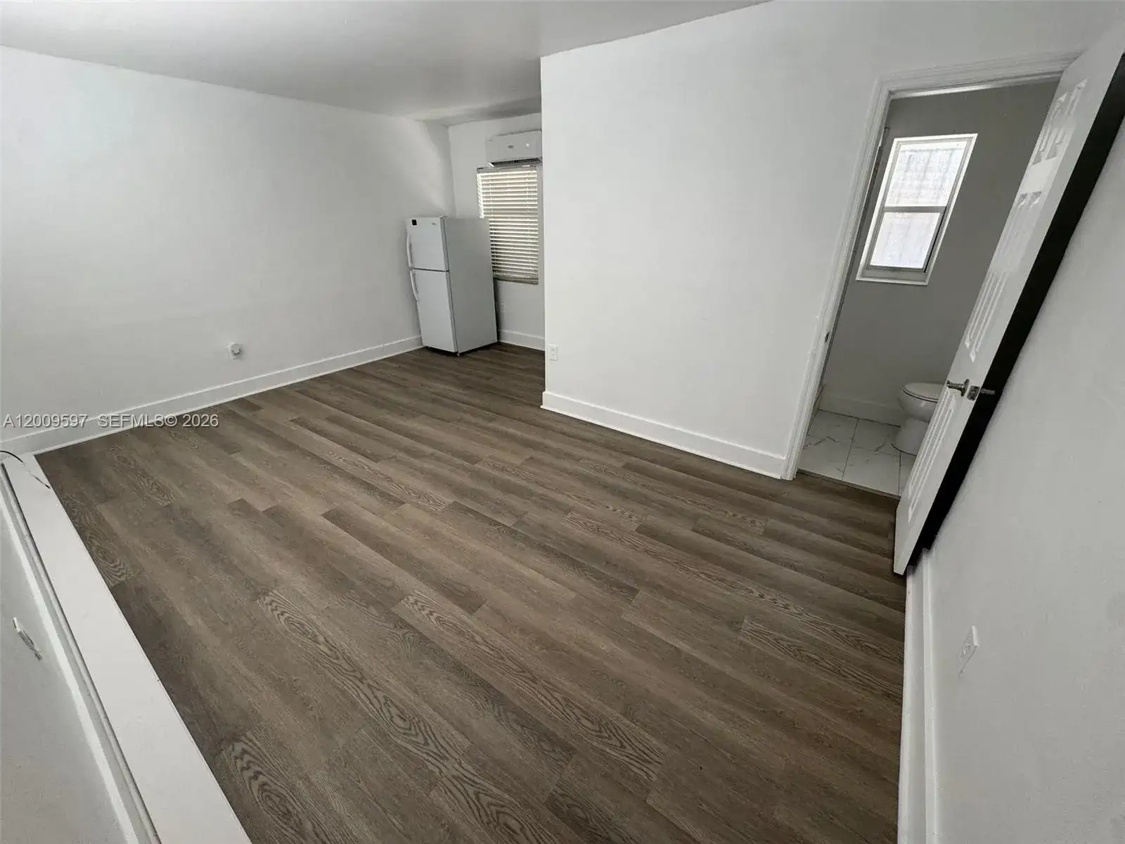 240 NW 64 str # 4, Miami FL 33150 photo 4