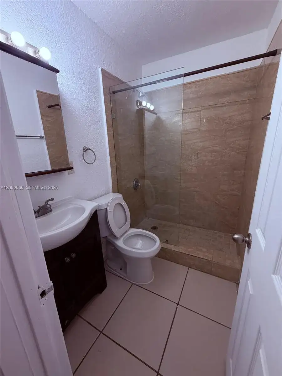 590 NW 46th St # 2, Miami FL 33127 photo 5