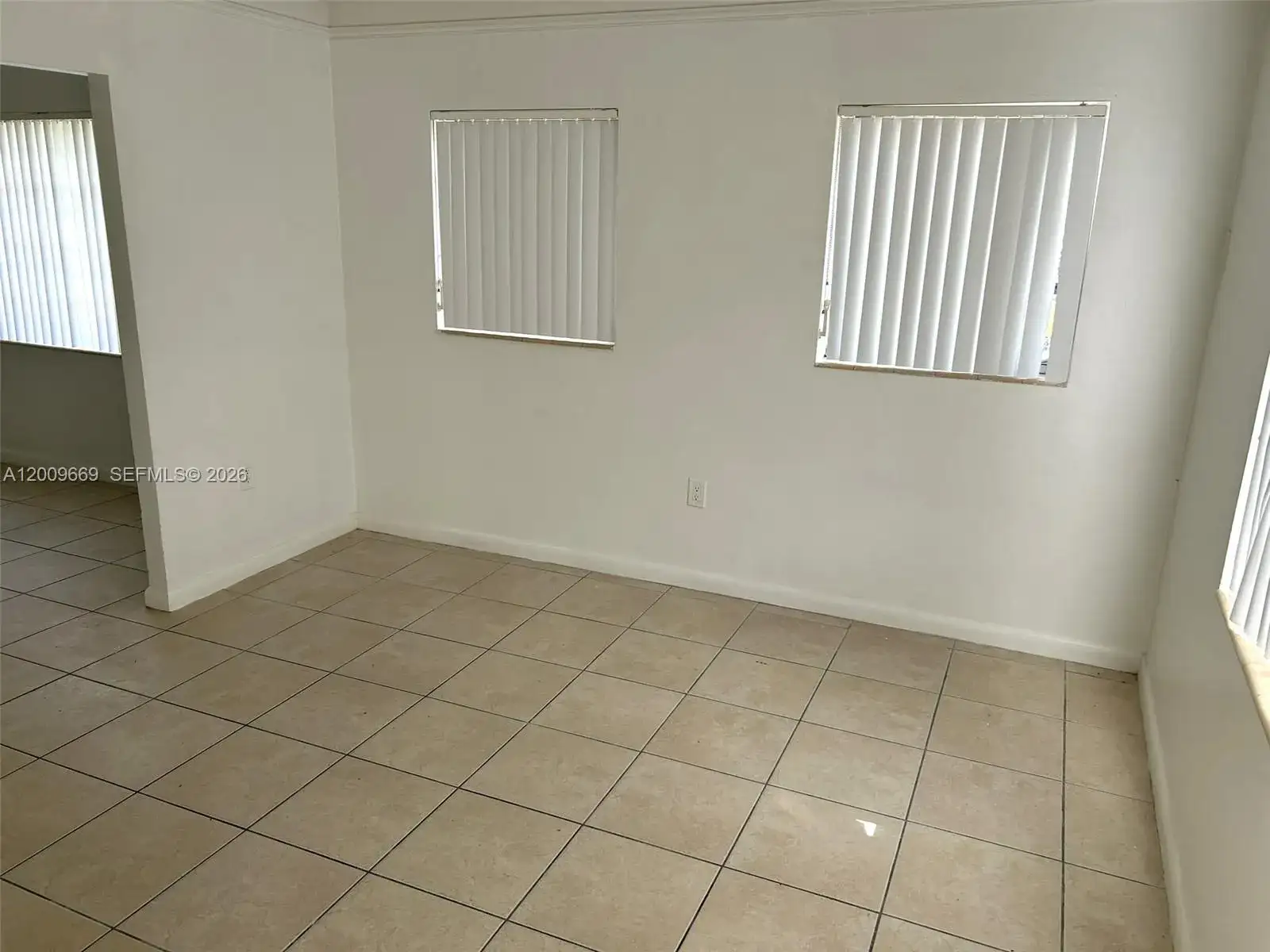 9808 NW 2nd Ave, Miami FL 33150 photo 2