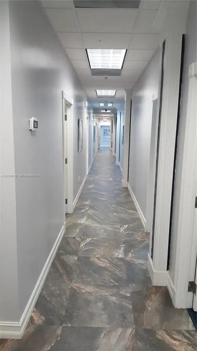 7500 NW 25th St # 114, Miami FL 33122 photo 3