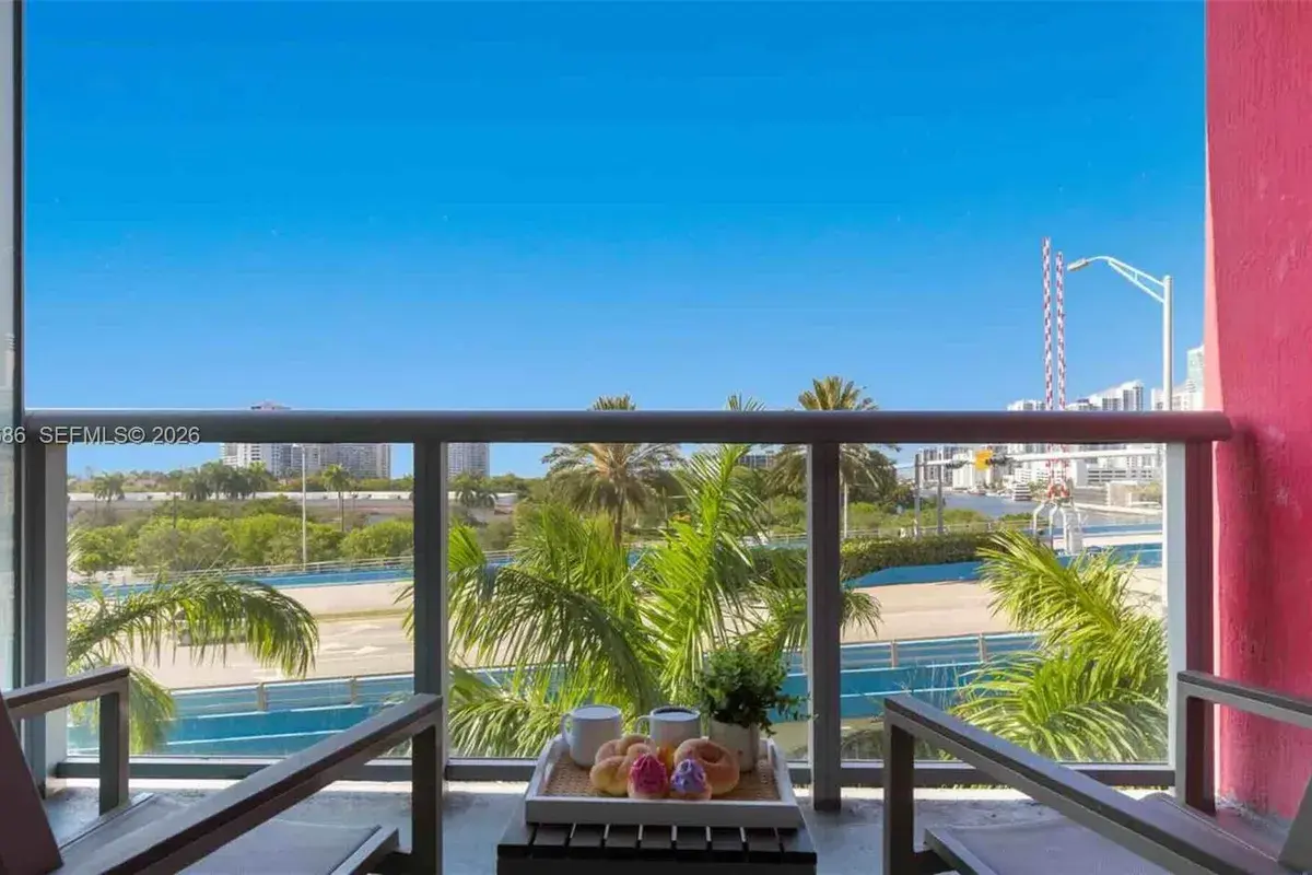 2602 E Hallandale Beach Blvd # R506, Hallandale Beach FL 33009