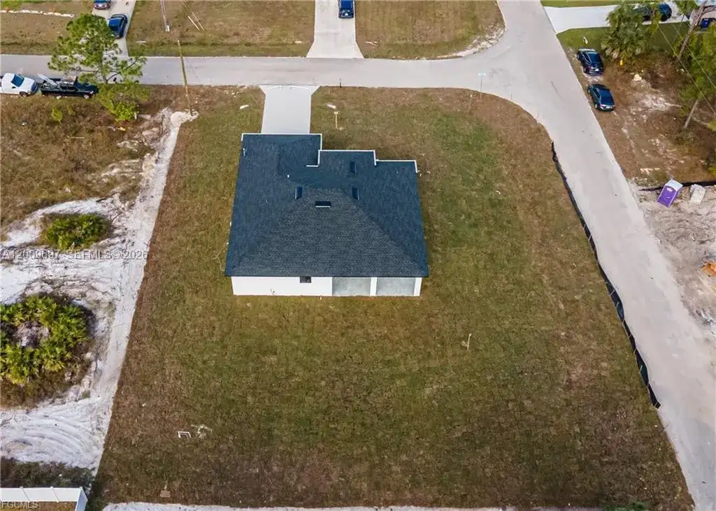 3701 28th ST SW, Lehigh Acres FL 33976 photo 3