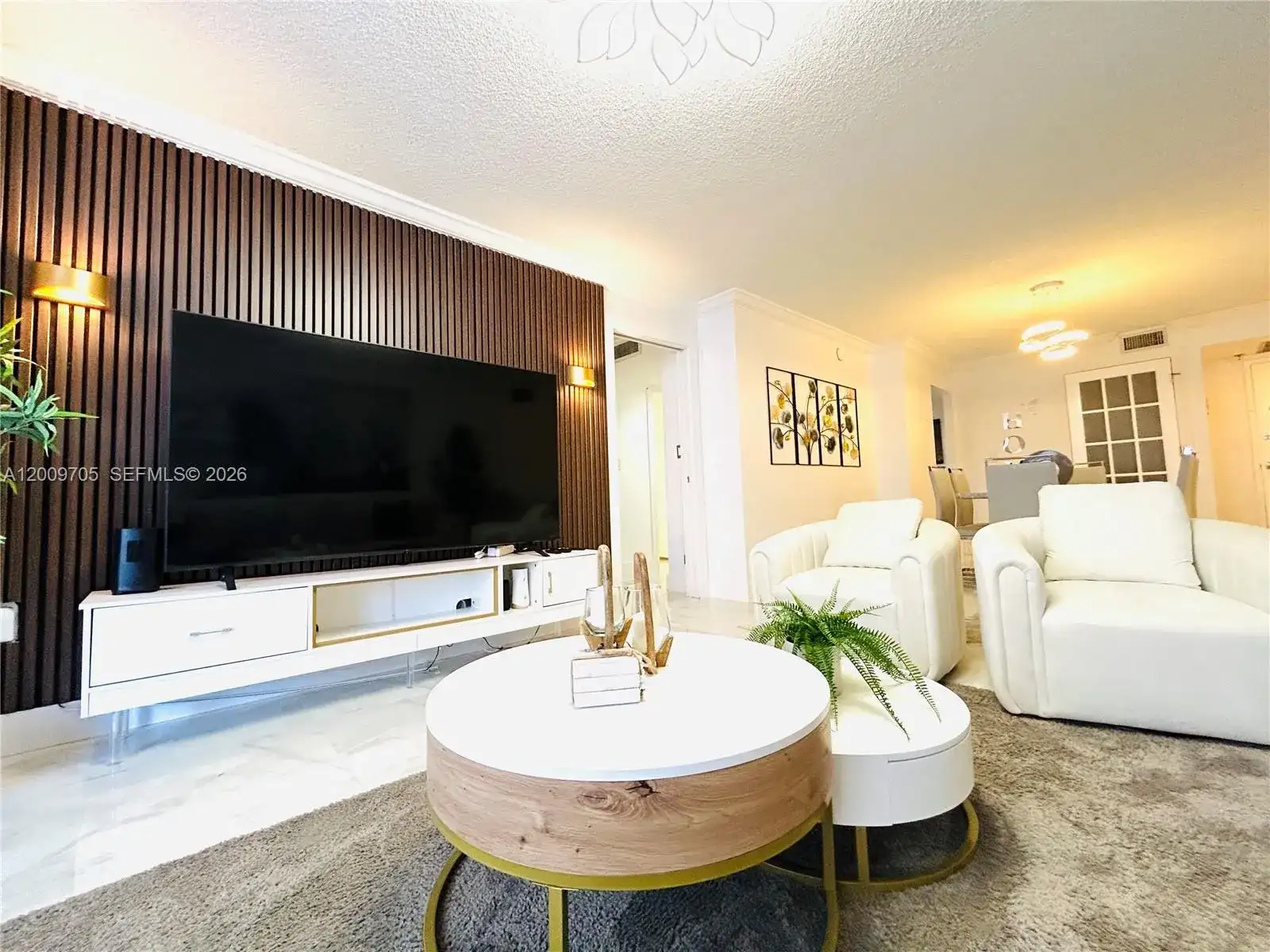 6039 Collins Ave # 1507, Miami Beach FL 33140 photo 4