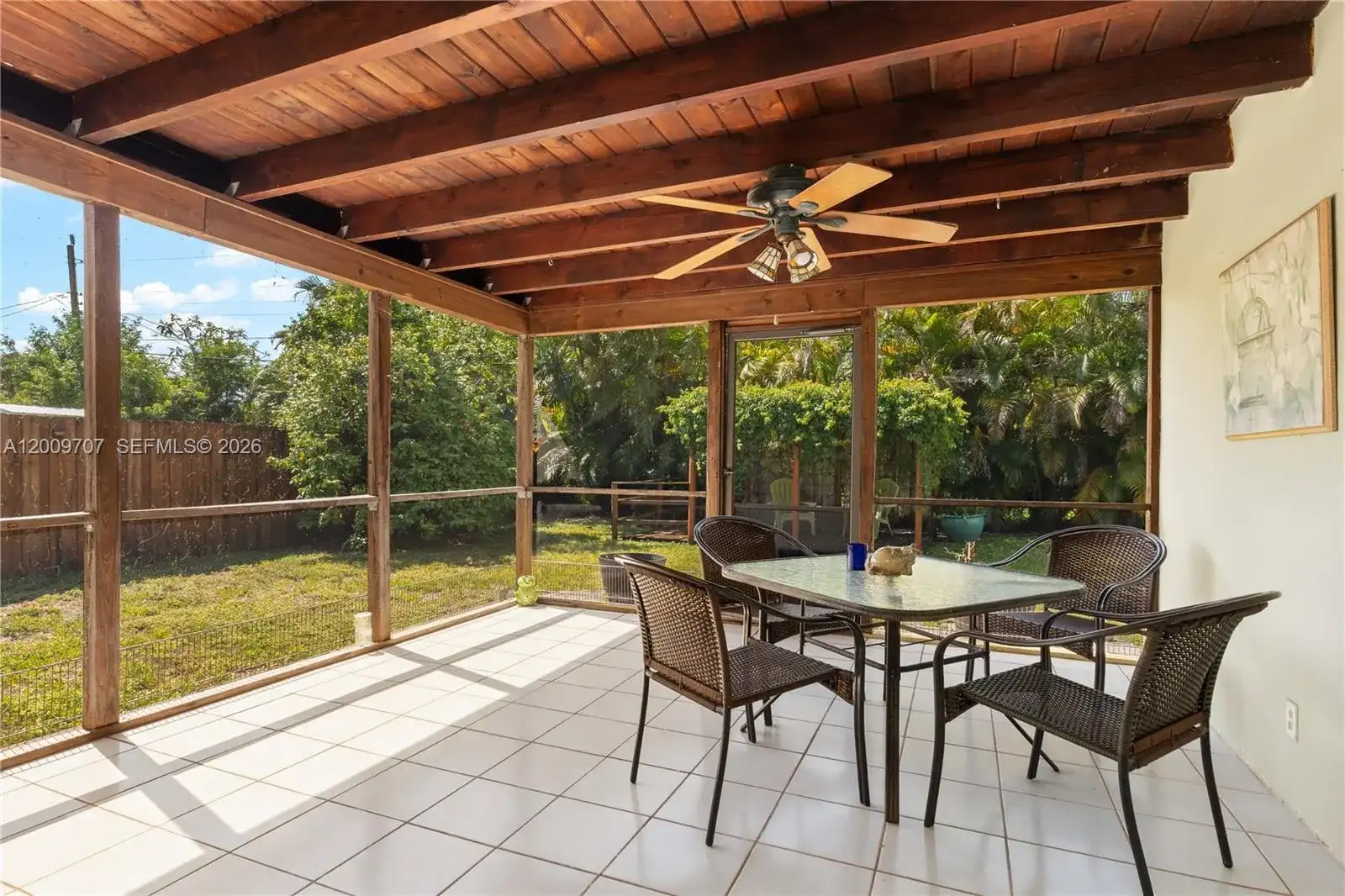 906 NE 5th St, Hallandale Beach FL 33009 photo 4