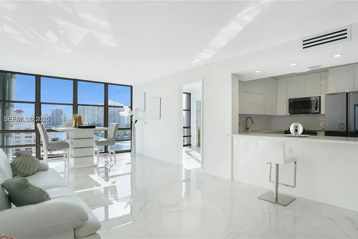 2017 S Ocean Dr # 1206, Hallandale Beach FL 33009