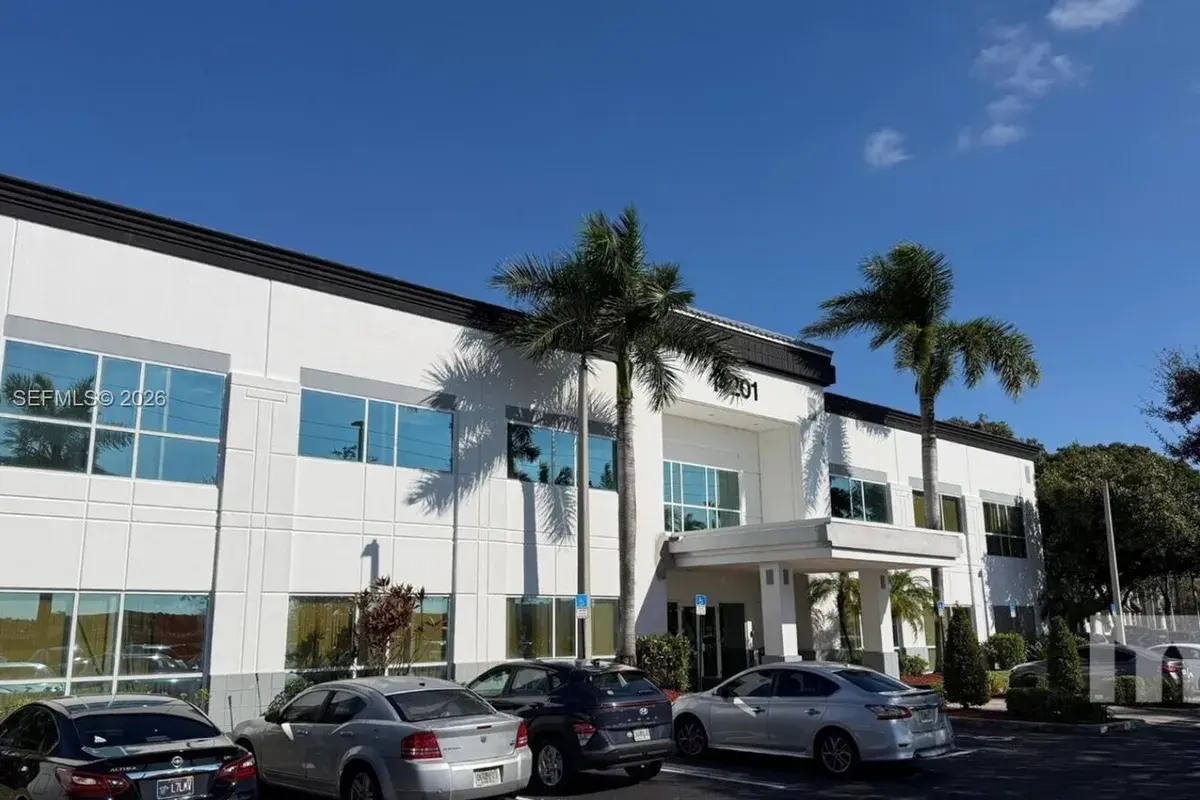 14201 W Sunrise Blvd # 207, Sunrise FL 33323