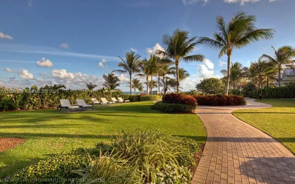 50 S Pointe Dr # 2102, Miami Beach FL 33139 photo 2