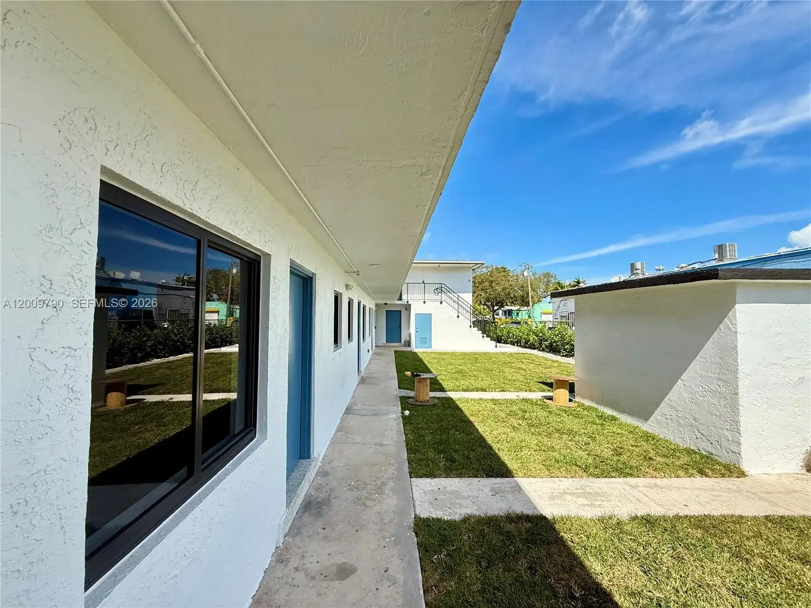 180 NE 57th St # 4, Miami FL 33137 photo 2