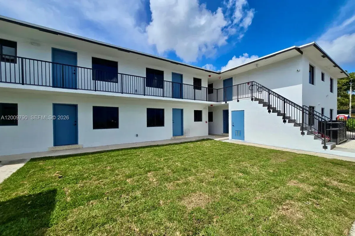 180 NE 57th St # 4, Miami FL 33137