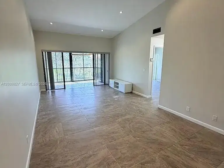 2067 SW 15th St # 230, Deerfield Beach FL 33442