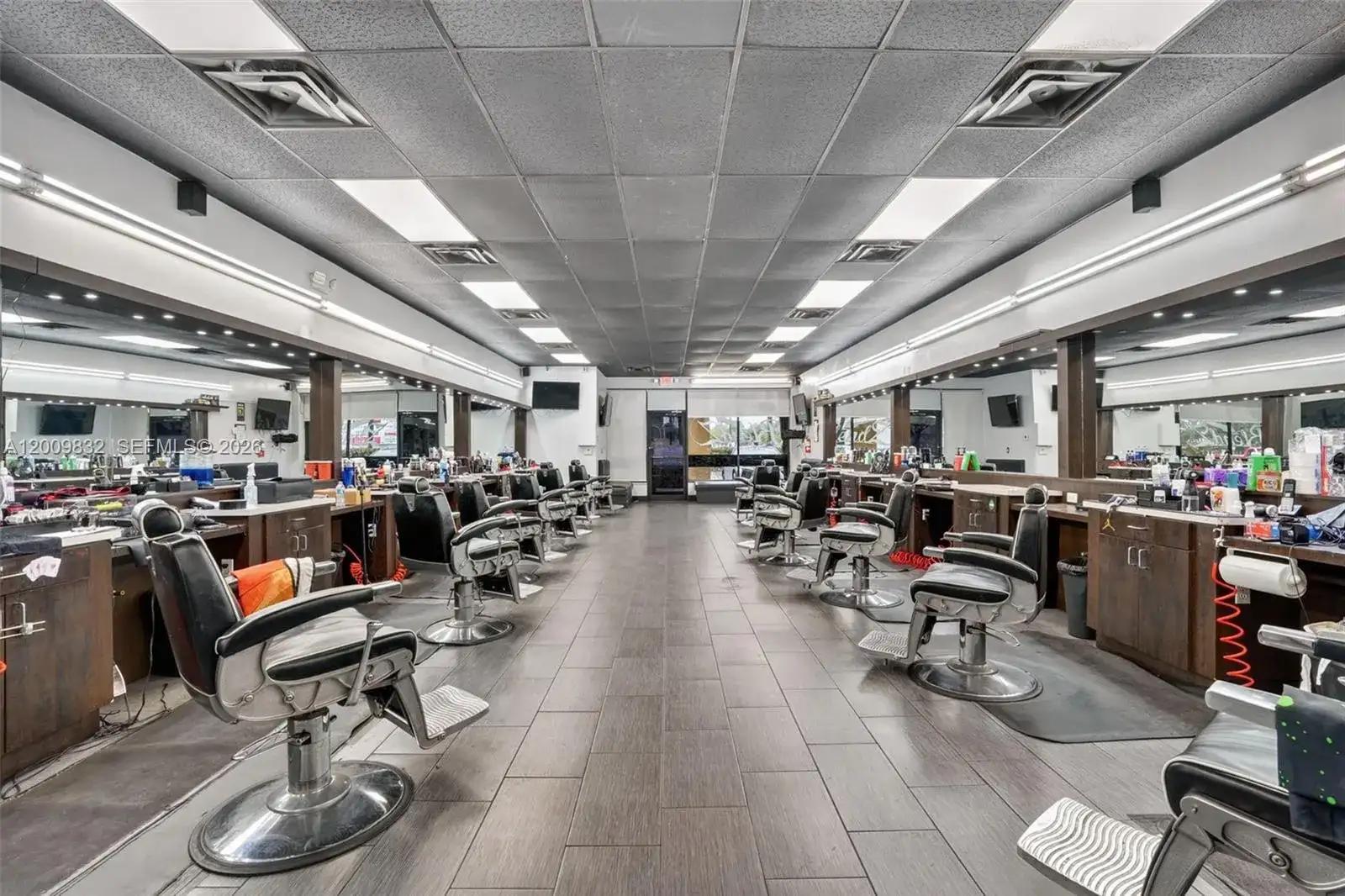 Established Barbershop for Sale – Prime Kendall Location, Kendall FL 33175 photo 5