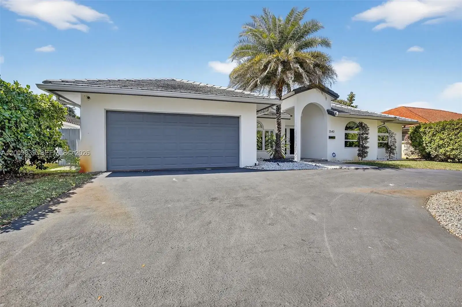 3540 N Park Rd, Hollywood FL 33021 photo 2