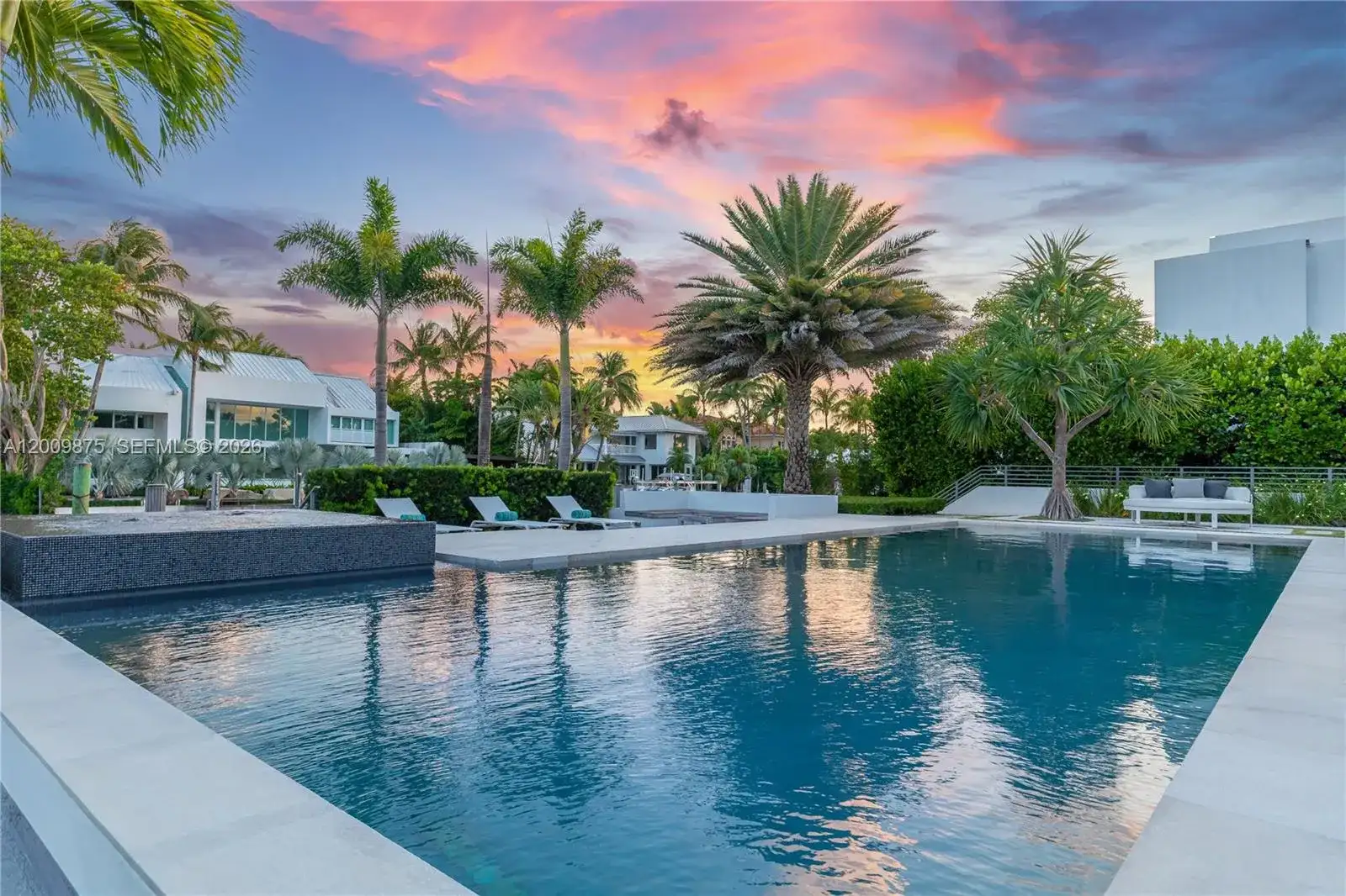120 Knollwood Dr, Key Biscayne FL 33149 photo 5