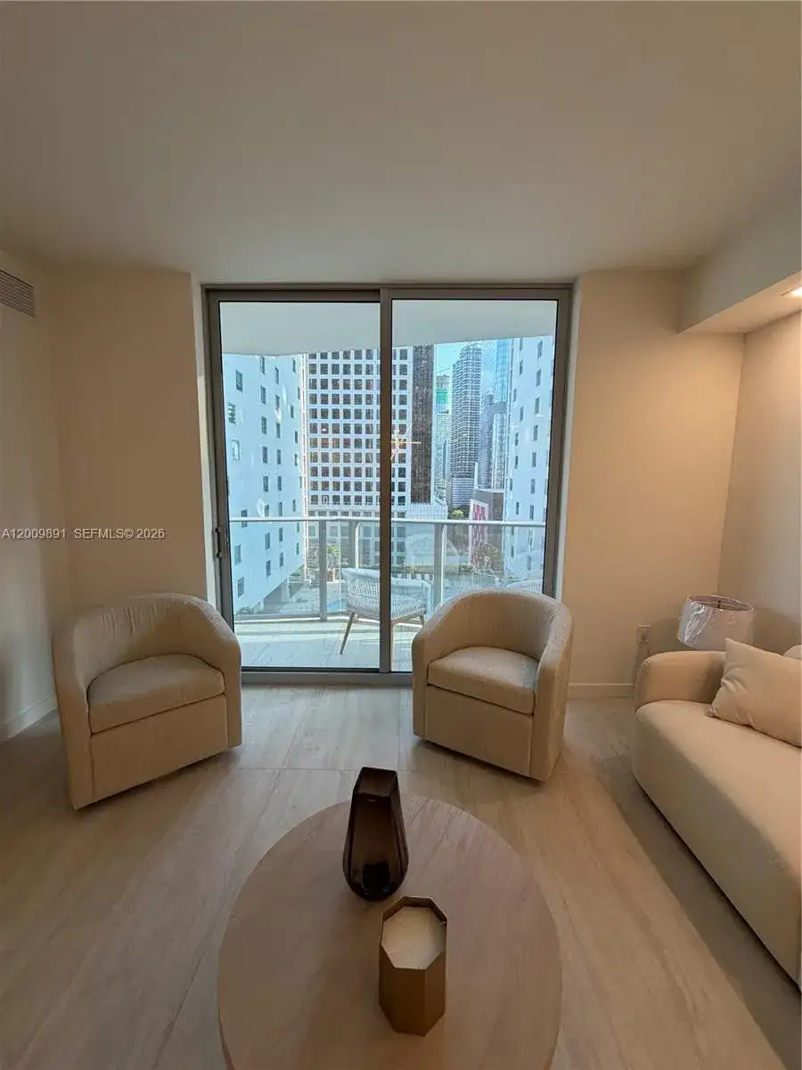 77 SE 5th street # 1614, Miami FL 33131 photo 5