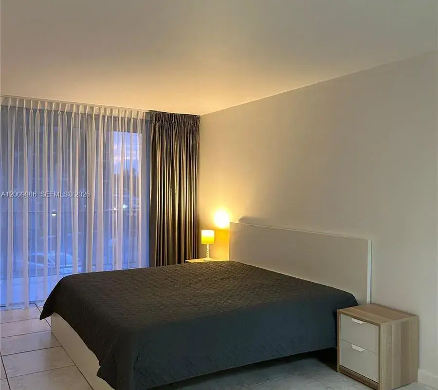 701 Three Islands Blvd # 211, Hallandale Beach FL 33009