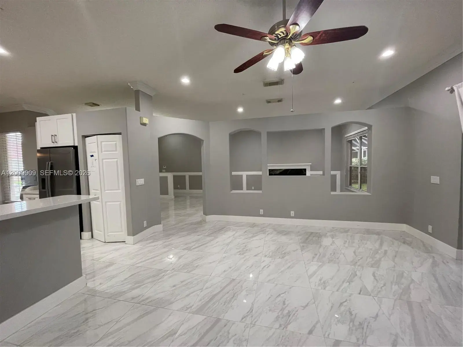 5263 SW 34th Way, Hollywood FL 33312