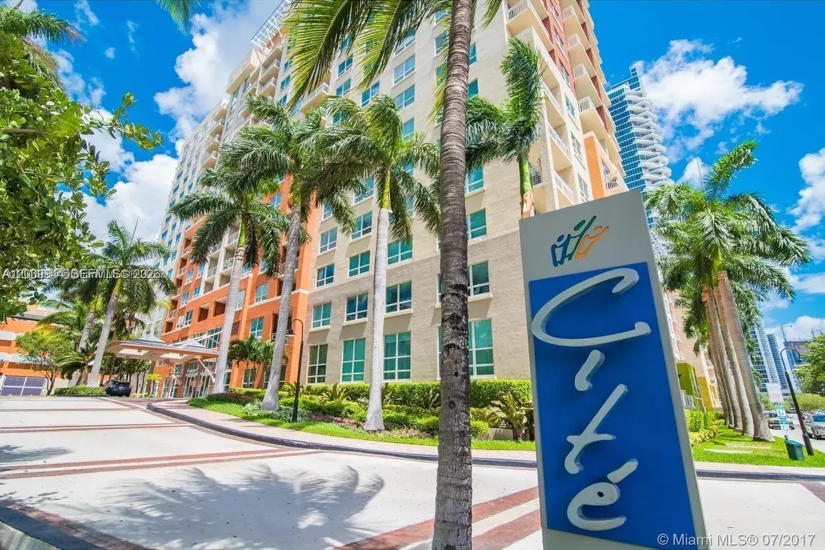 2000 N Bayshore Dr # 1606, Miami FL 33137