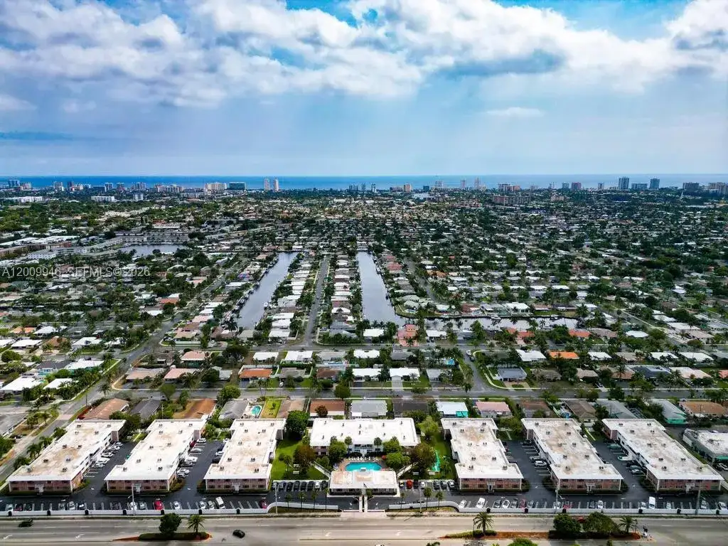 400 S Cypress Rd # 424, Pompano Beach FL 33060 photo 2