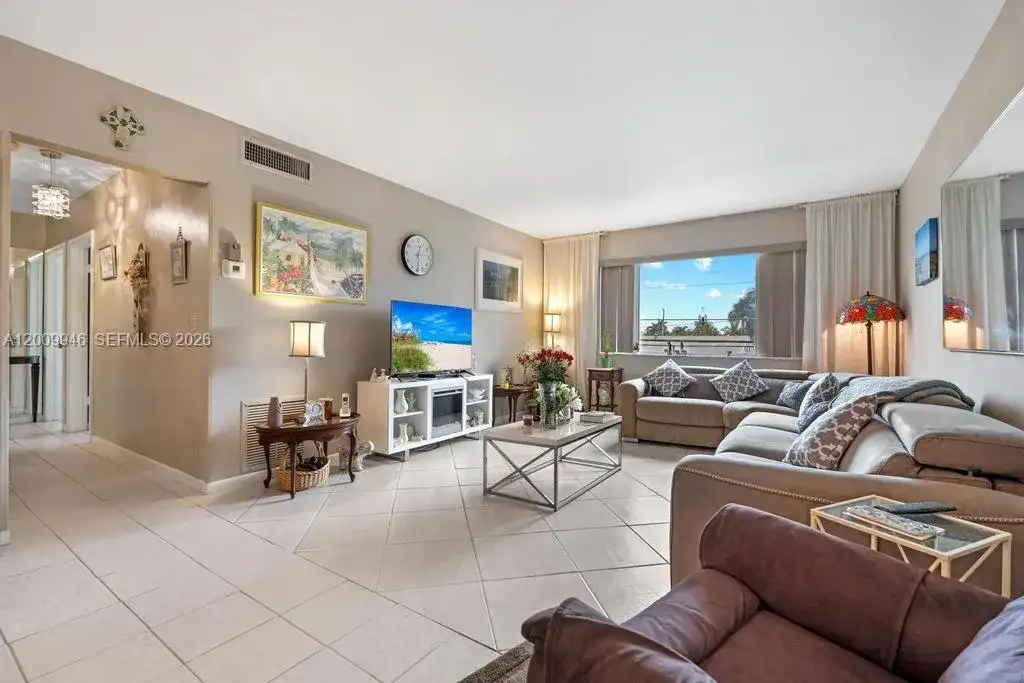 400 S Cypress Rd # 424, Pompano Beach FL 33060 photo 5