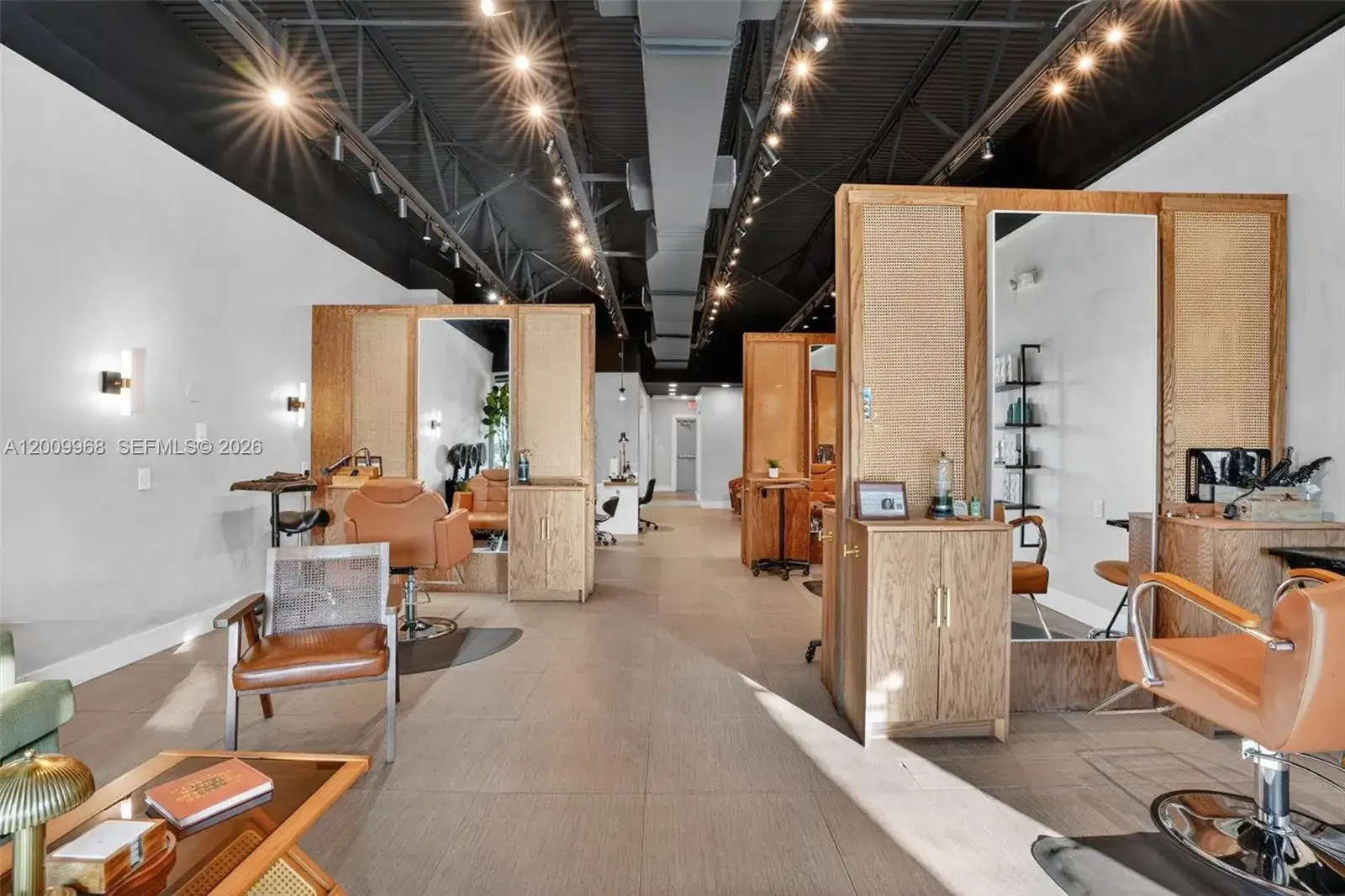 Turnkey Beauty Salon & Spa For Sale In Palmetto Bay, Palmetto Bay FL 33157 photo 4