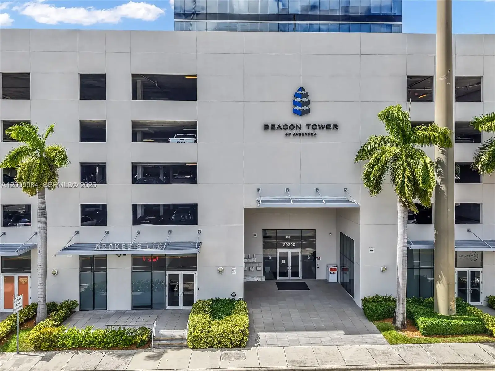 20200 W Dixie Hwy 1208 Hwy, Miami FL 33180 photo 2