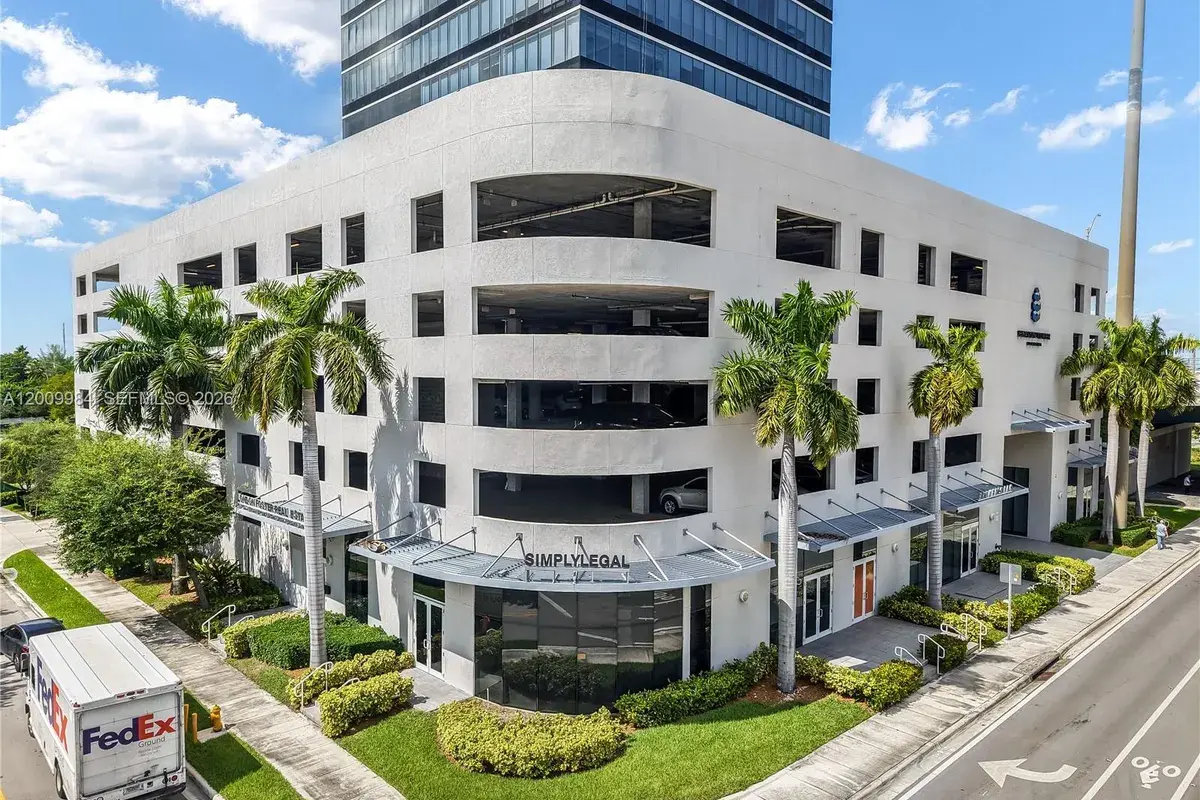 20200 W Dixie Hwy 1208 Hwy, Miami FL 33180