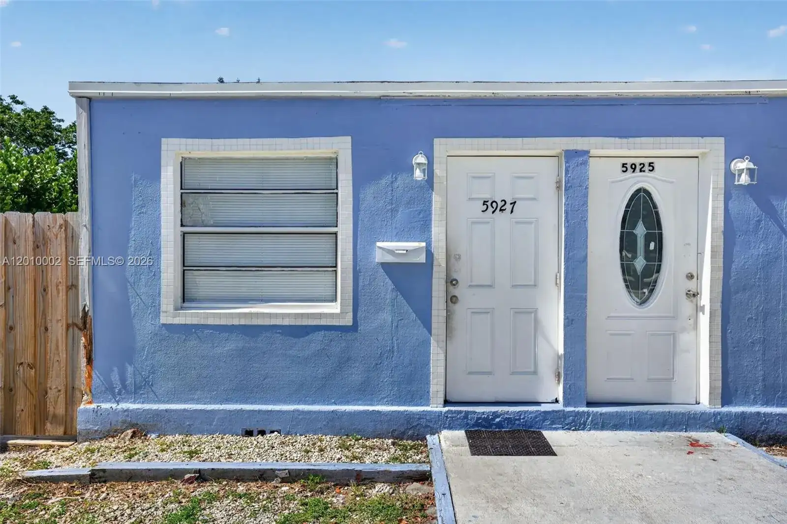 5925 SW 64th St, South Miami FL 33143 photo 4