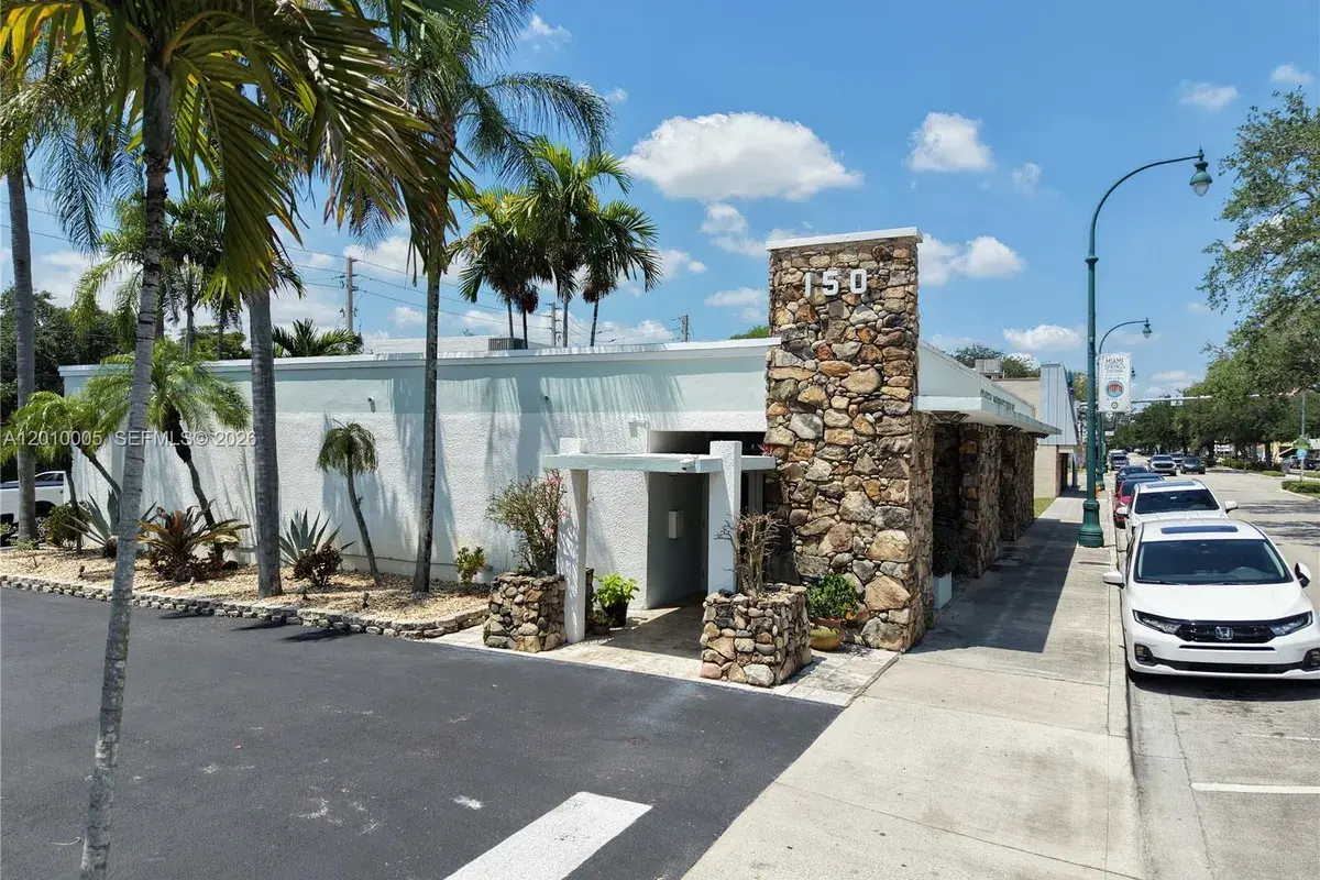 150 Westward Dr # 5, Miami Springs FL 33166