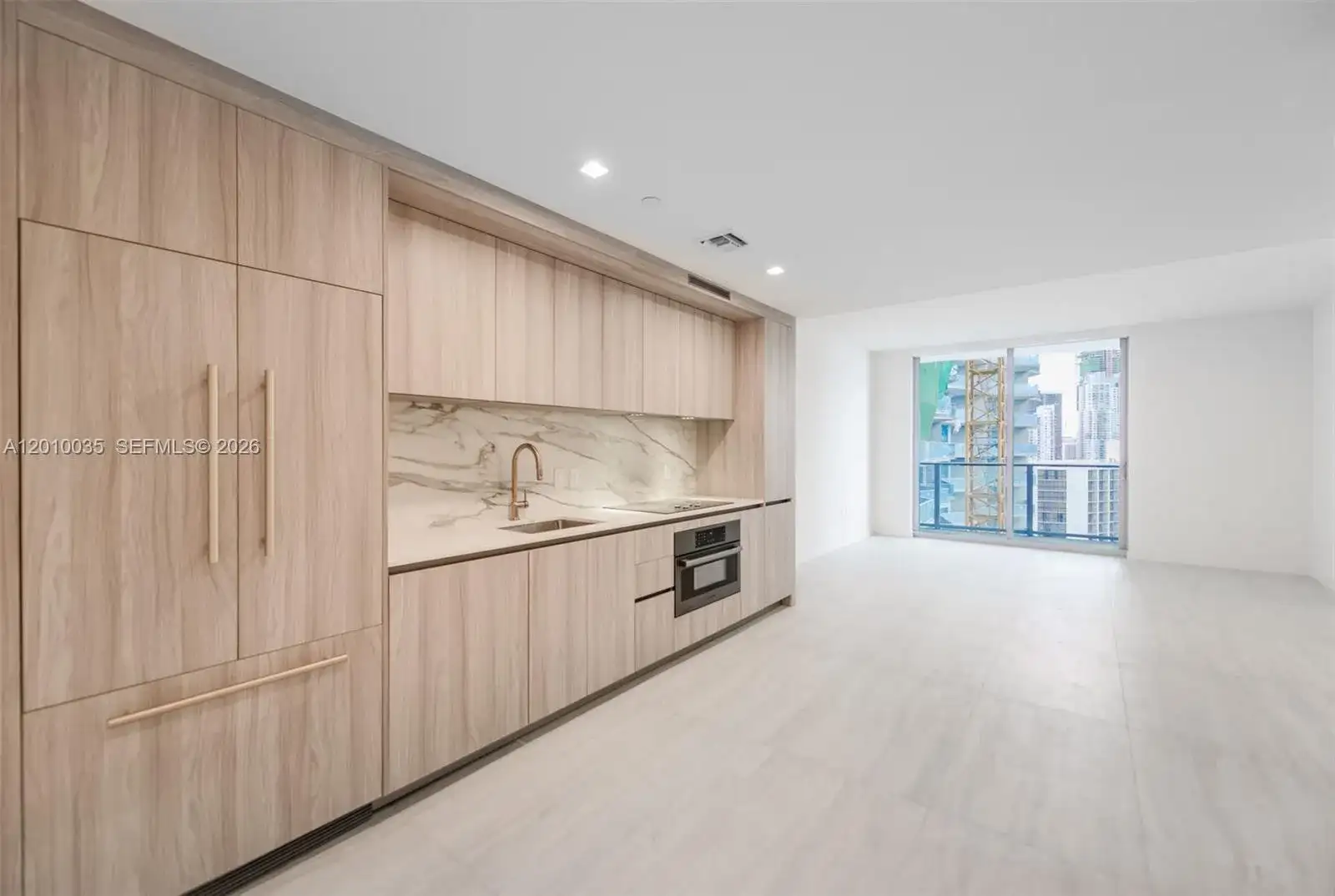 77 SE 5 Street # 2603, Miami FL 33131 photo 2