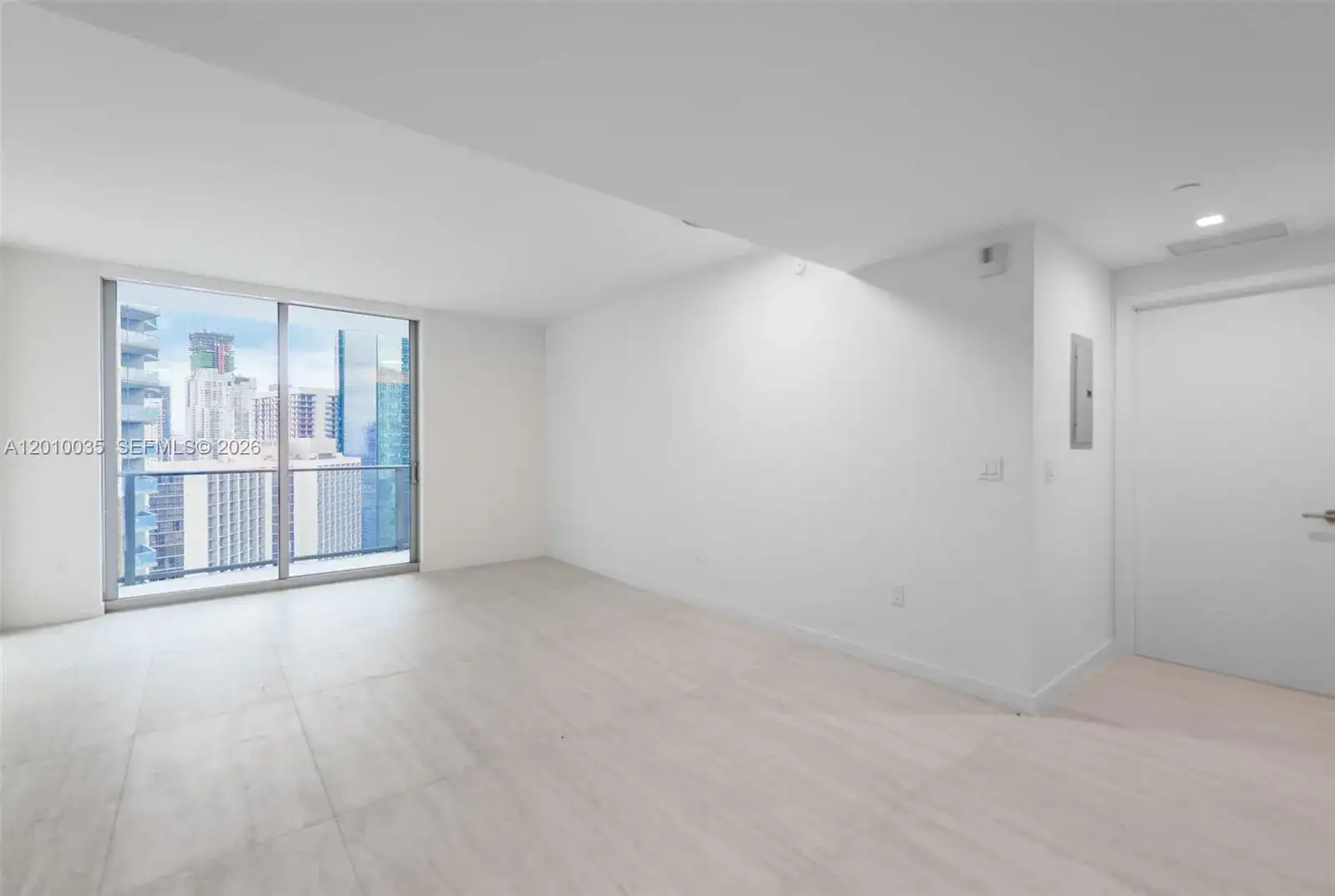 77 SE 5 Street # 2603, Miami FL 33131 photo 3